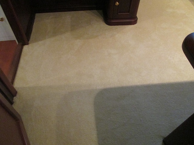 Broadloom Carpet: Condo 102 Cream